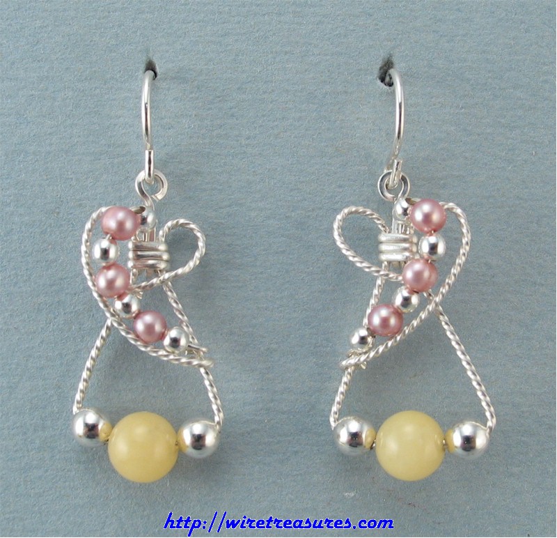 Yellow Jade and Freshwater Pearls Earrings