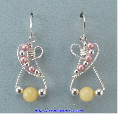 Yellow Jade and Freshwater Pearls Earrings