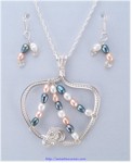 Freshwater Pearls Pendant w/Matching Earrings!