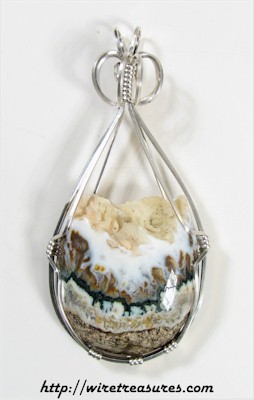 Forest Green Plume Pendant