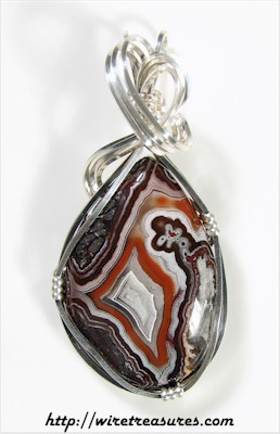 Red Lace Agate Pendant
