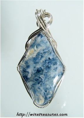 Wedgewood Agate Pendant