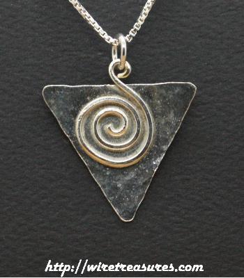 Framed Curl Pendant