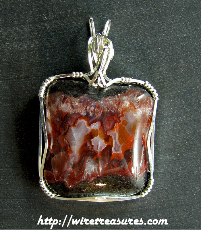 Seam Agate Pendant